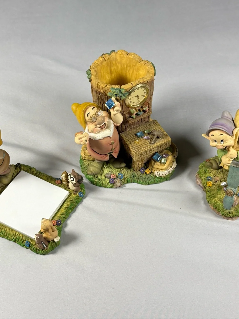 Disney Snow White and the Seven Dwarfs Desk Accessories